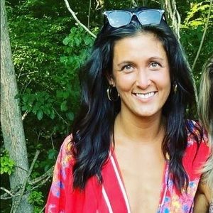 Meet your Posher, Iola